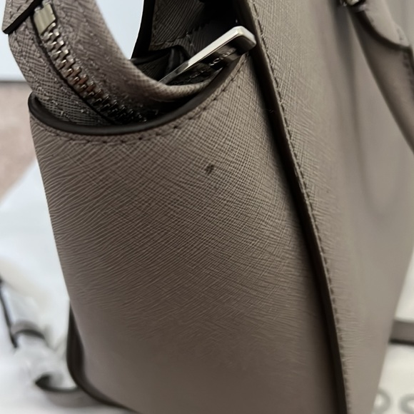 Grey Michael Kors Crossbody Handbag - Picture 5 of 8